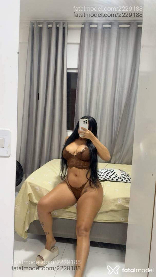 Acompanhante mulher morena (o) de olhos mel - Alicia Alves