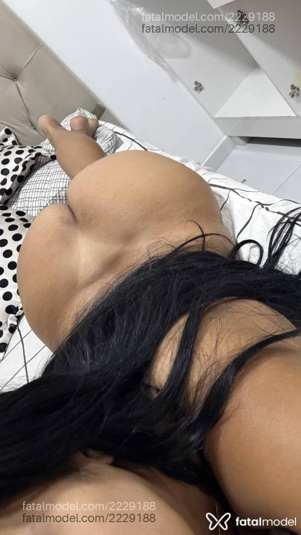 Acompanhante mulher morena (o) de olhos mel - Alicia Alves