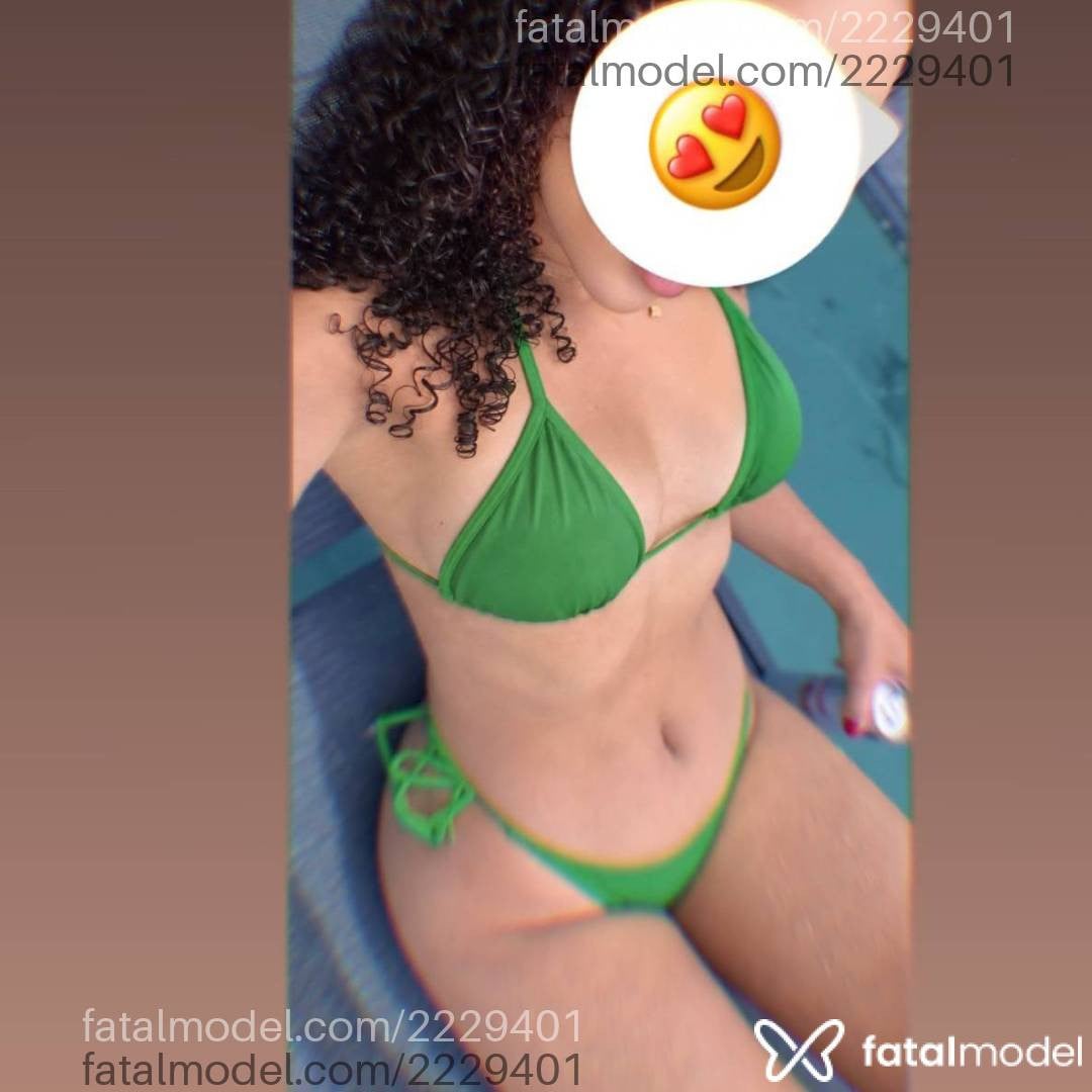 Acompanhante mulher morena (o) de olhos pretos - Daniella Bringel