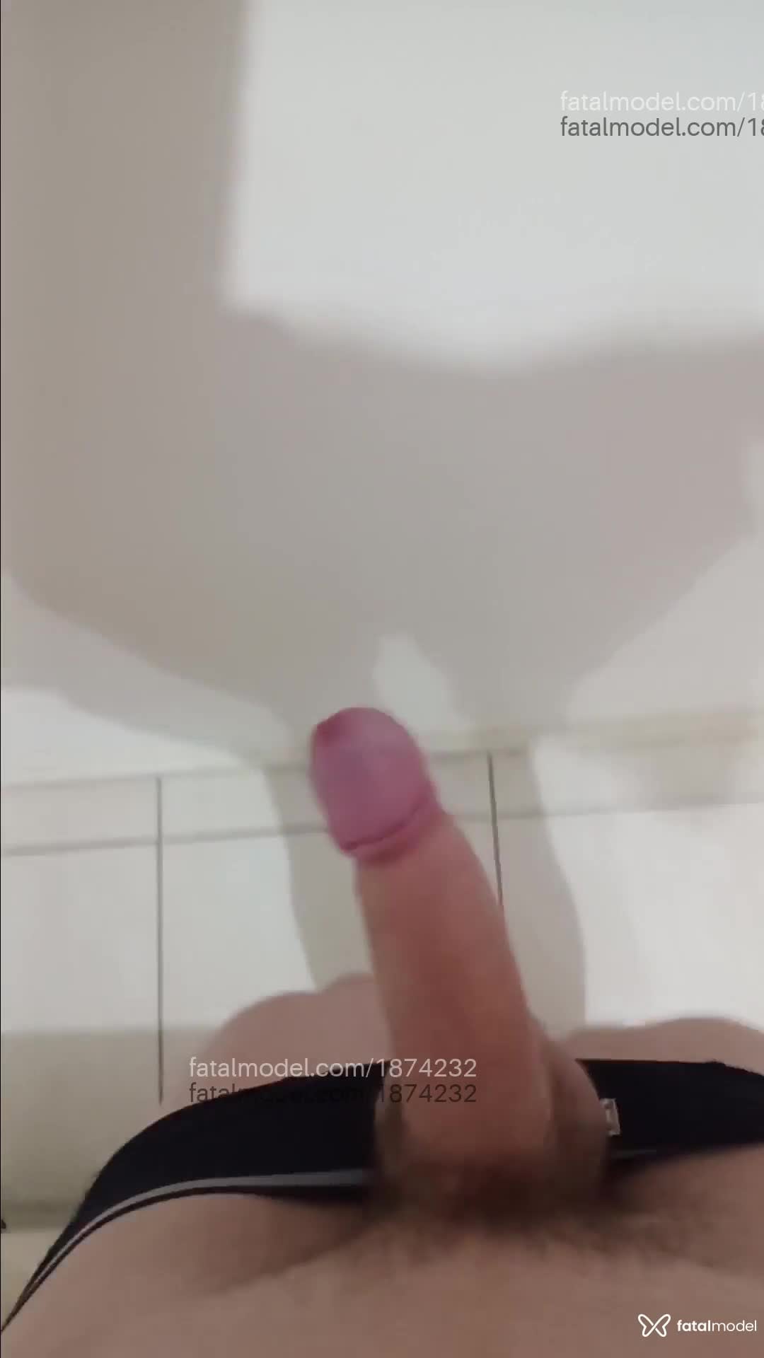 Acompanhante homem com cabelo castanho de olhos castanhos em Lajeado Acompanhante homem com cabelo castanho de olhos castanhos em Lajeado - Germano