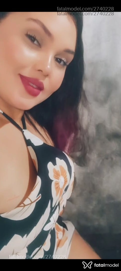 Acompanhante mulher morena (o) de olhos castanhos em Virtual - Estrela