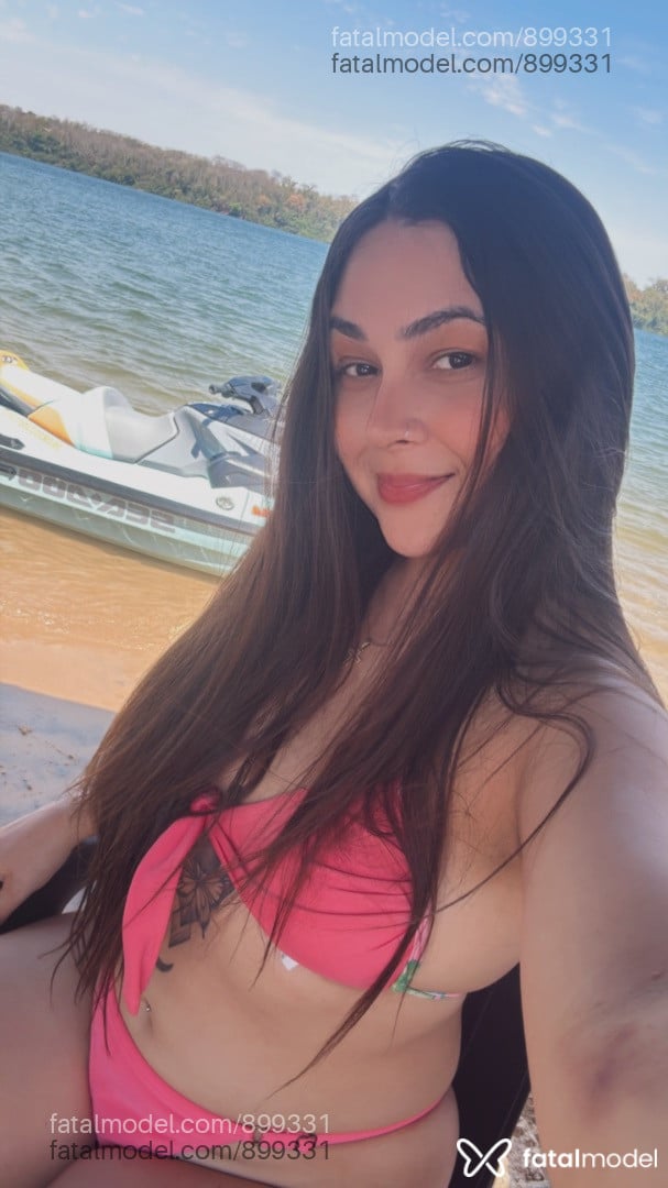 Acompanhante mulher com cabelo castanho de olhos castanhos em Cascavel Acompanhante mulher com cabelo castanho de olhos castanhos em Cascavel - Isadora Gonçalvez