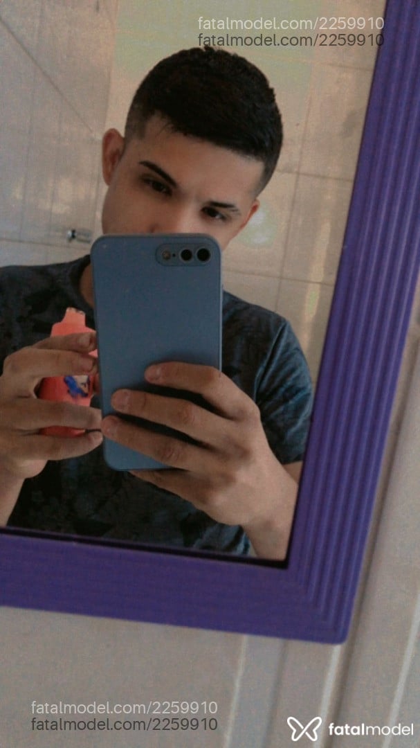 Acompanhante homem com cabelo castanho de olhos pretos em Rio Claro - Marciel