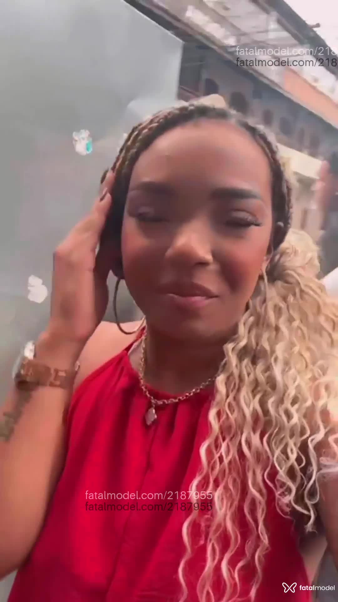 Acompanhante mulher loira (o) de olhos castanhos em Rio de Janeiro - Helena