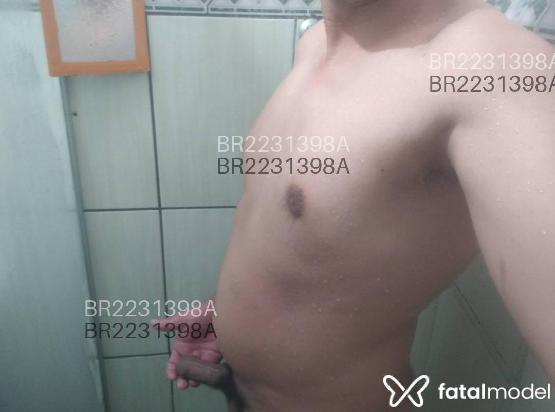 Acompanhante homem morena (o) de olhos castanhos em Virtual - Batista