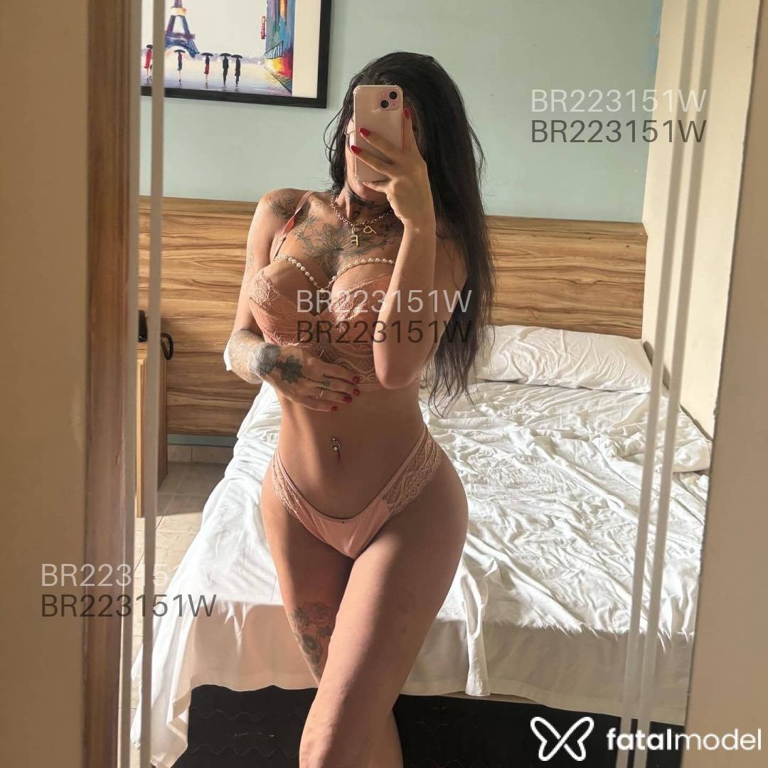 Acompanhante mulher trans morena (o) de olhos mel em Governador Valadares Acompanhante mulher trans morena (o) de olhos mel em Governador Valadares - Priscila Fonseca