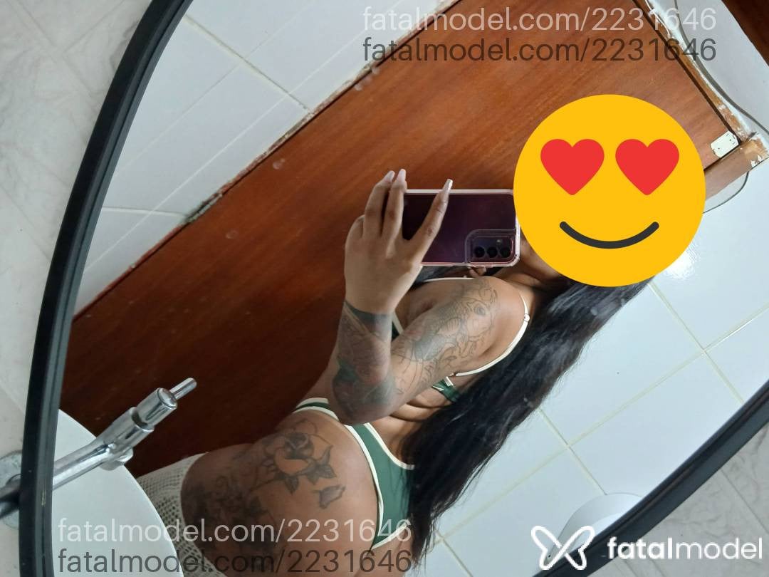 Acompanhante mulher morena (o) de olhos pretos em Ubá - Renata