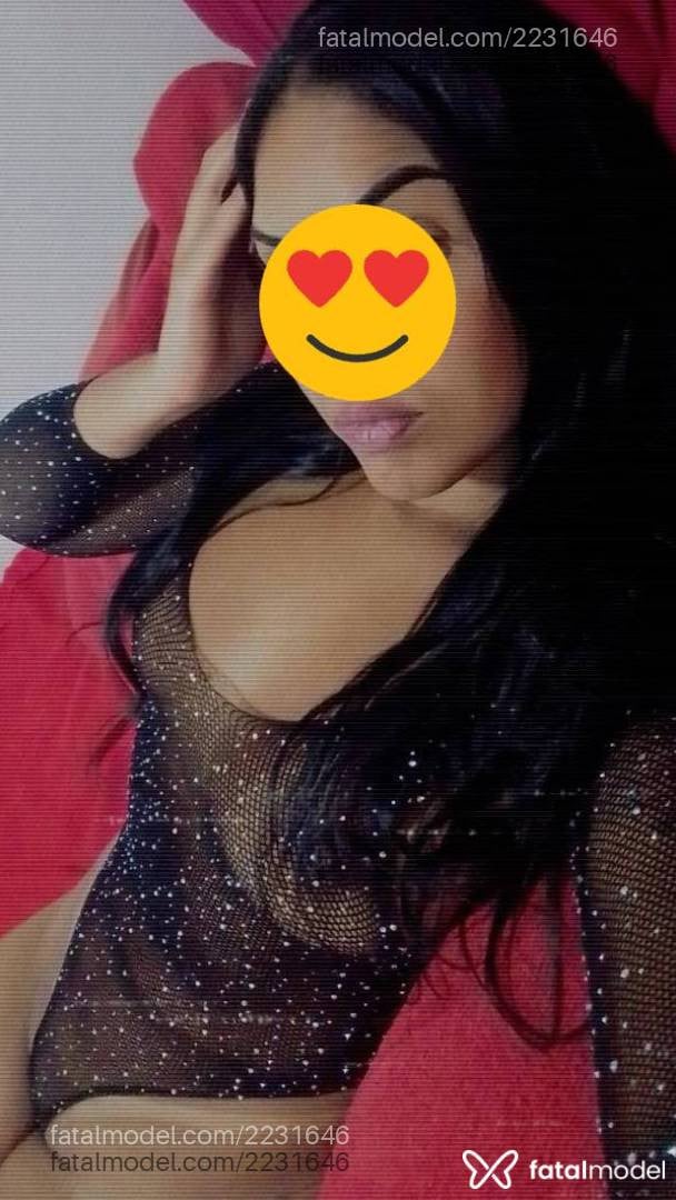 Acompanhante mulher morena (o) de olhos pretos - Renata Trindade