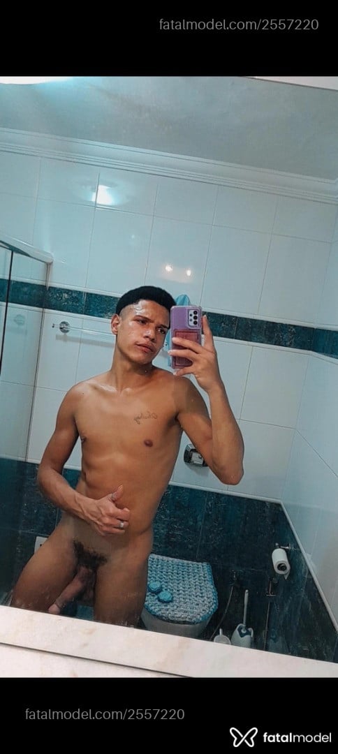 Acompanhante homem morena (o) de olhos castanhos em Ribeirão Preto - Breno