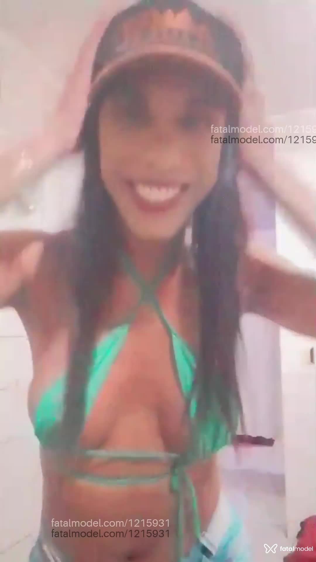 Acompanhante travesti morena (o) de olhos castanhos em Santo André - Sheylla Carvalho