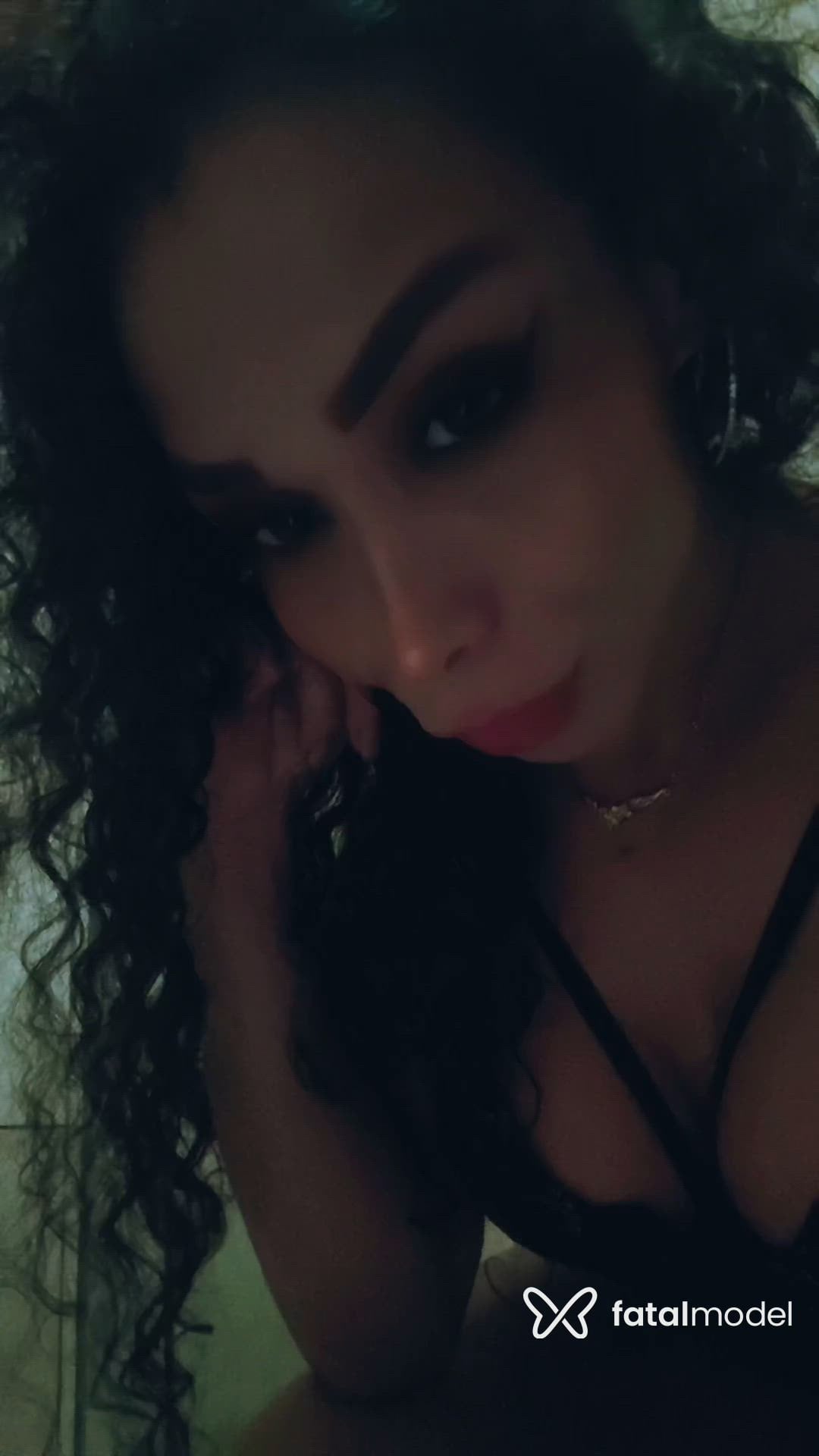Acompanhante travesti com cabelo castanho de olhos castanhos - Biamorena