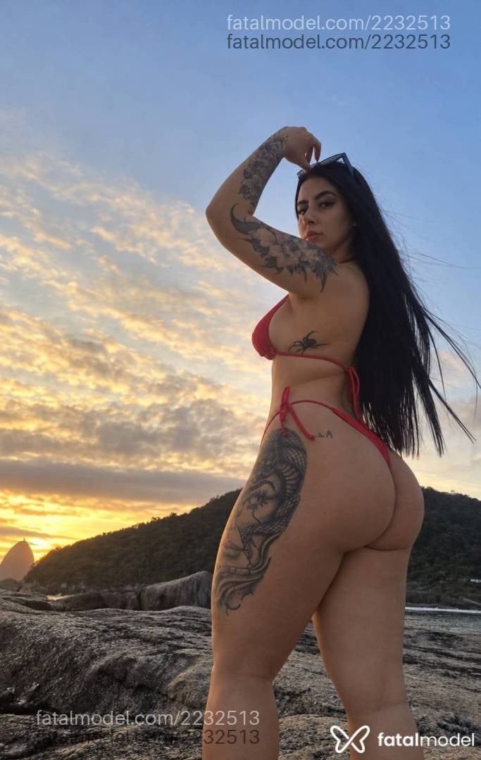 Acompanhante mulher morena (o) de olhos castanhos - Ana Paula