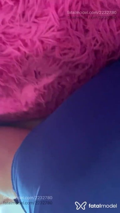 Acompanhante mulher com cabelo castanho de olhos castanhos em Goiânia - Samantha Mello