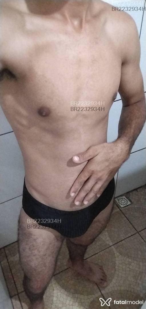 Acompanhante homem com cabelo castanho de olhos castanhos em Cachoeiro de Itapemirim Acompanhante homem com cabelo castanho de olhos castanhos em Cachoeiro de Itapemirim - Mateus Andrade