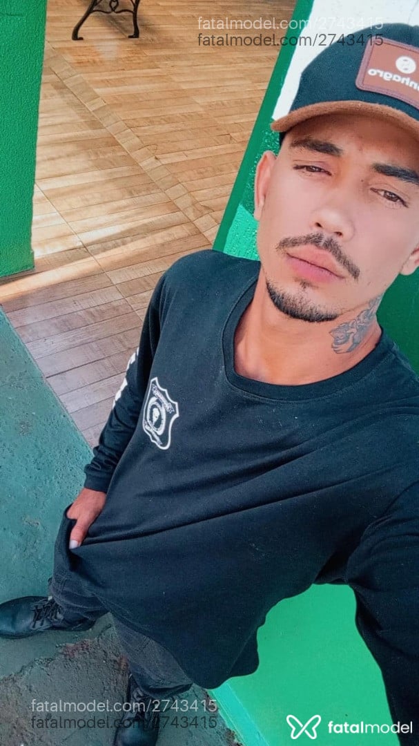 Acompanhante homem morena (o) de olhos castanhos em Rio Verde - Zé Pegador