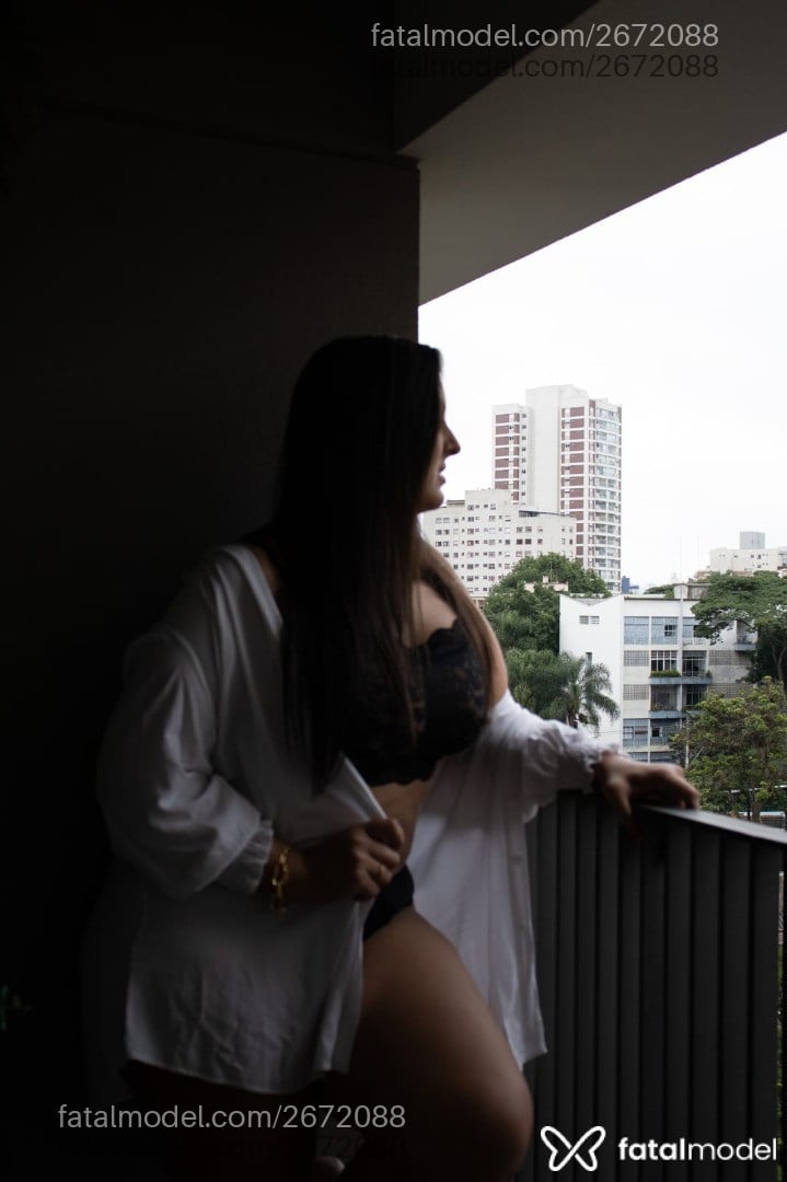 Acompanhante mulher com cabelo castanho de olhos castanhos em São Paulo - Mary