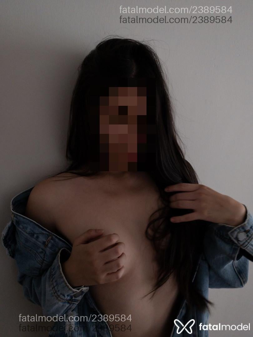 Acompanhante mulher com cabelo castanho de olhos castanhos em Virtual - Bre