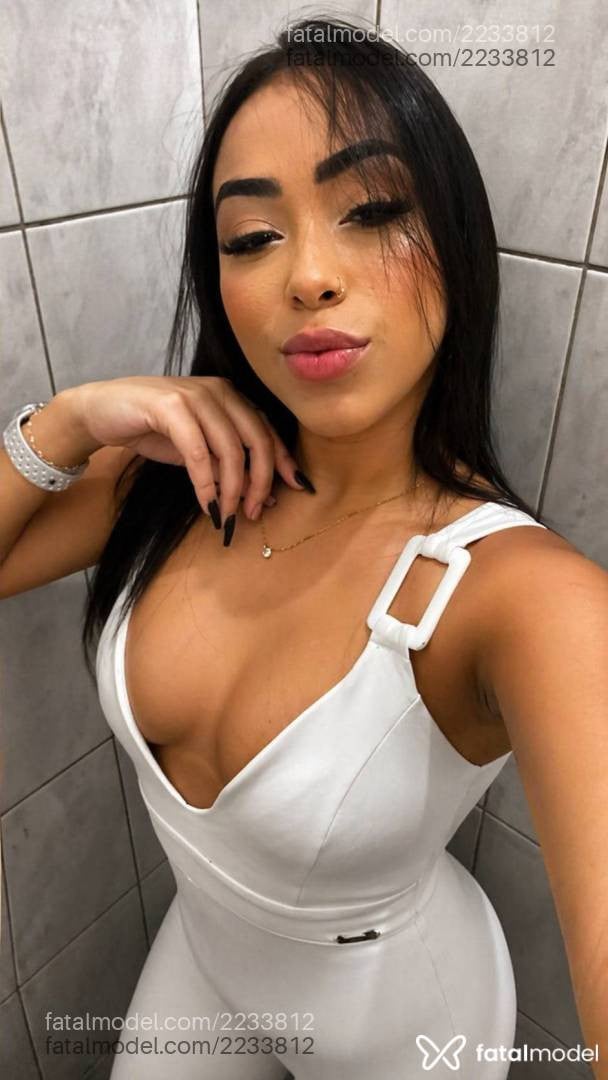 Acompanhante mulher morena (o) de olhos castanhos em Itaúna - Suzana