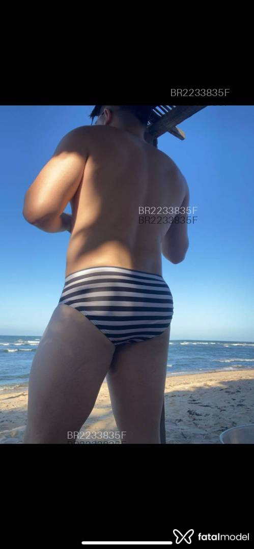 Acompanhante homem morena (o) de olhos pretos em Virtual Acompanhante homem morena (o) de olhos pretos em Virtual - Rodrigoboyy