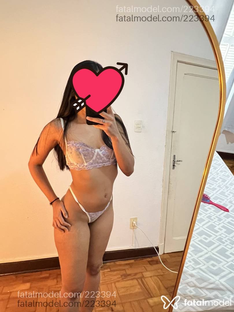 Acompanhante mulher morena (o) de olhos castanhos - Priscila Duarte