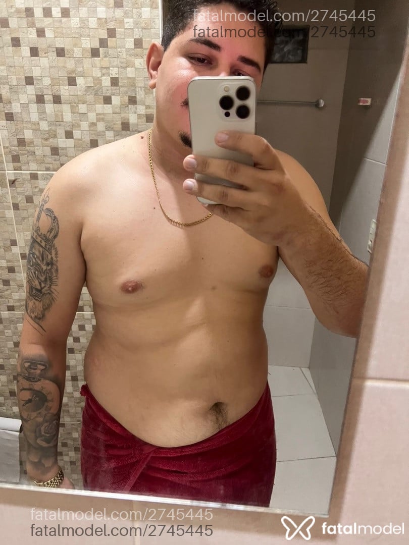 Acompanhante homem com cabelo castanho de olhos castanhos em Caruaru - Miguel Alves