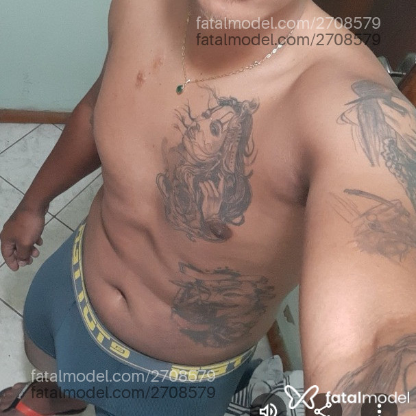 Acompanhante homem com cabelo castanho de olhos castanhos em Virtual Acompanhante homem com cabelo castanho de olhos castanhos em Virtual - Cesar