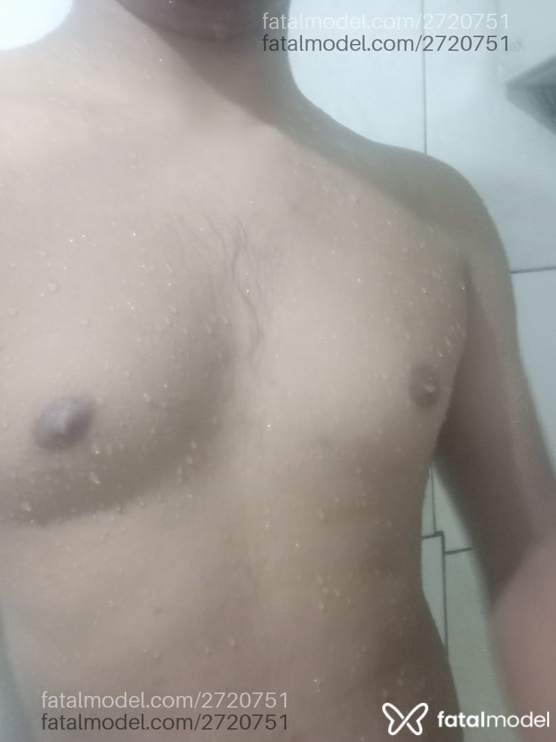 Acompanhante homem morena (o) de olhos pretos em Cascavel - Flávio