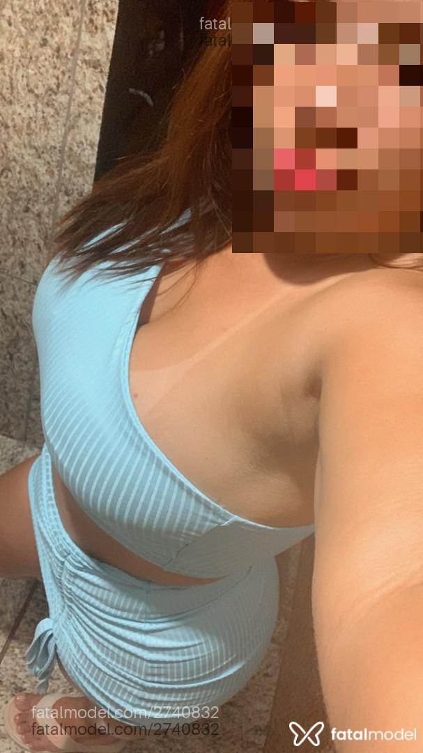 Acompanhante mulher com cabelo castanho de olhos mel - Paola Acompanhante mulher com cabelo castanho de olhos mel - Paola