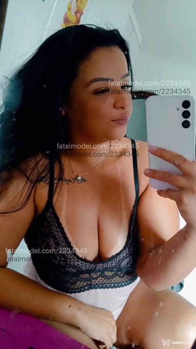 Acompanhante mulher morena (o) de olhos castanhos em São Paulo Acompanhante mulher morena (o) de olhos castanhos em São Paulo - Jayane Freitas
