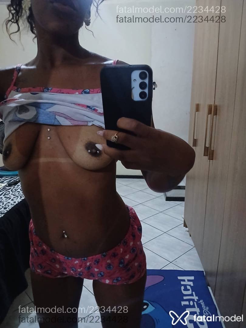 Acompanhante mulher com cabelo castanho de olhos castanhos em Serra Acompanhante mulher com cabelo castanho de olhos castanhos em Serra - Lele Soares