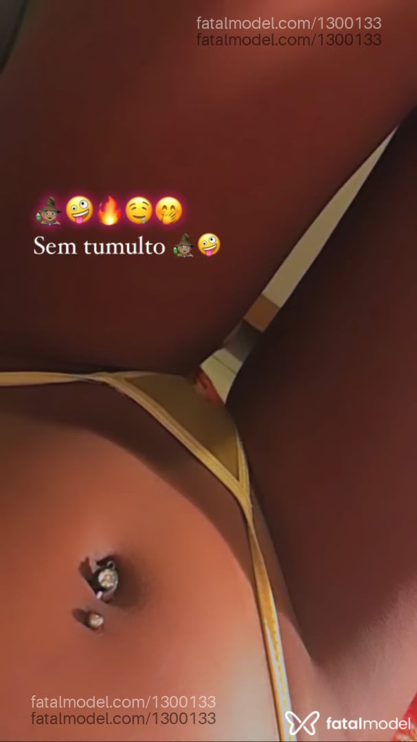 Acompanhante mulher trans morena (o) de olhos castanhos em Itabuna Acompanhante mulher trans morena (o) de olhos castanhos em Itabuna - MORENA