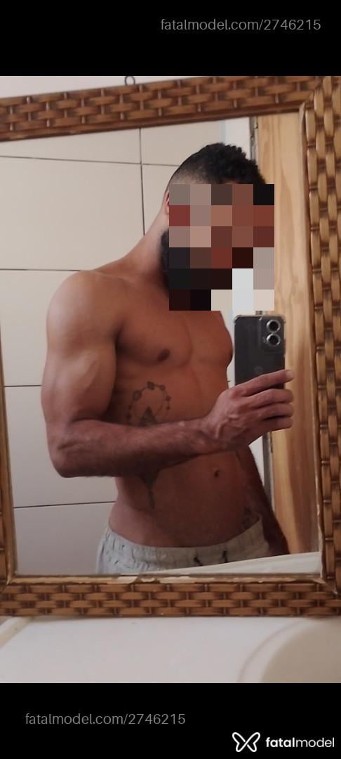 Acompanhante homem morena (o) de olhos castanhos - Pedro Acompanhante homem morena (o) de olhos castanhos - Pedro