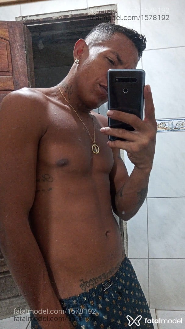 Acompanhante homem morena (o) de olhos castanhos - NEGAOPERNAS Acompanhante homem morena (o) de olhos castanhos - NEGAOPERNAS