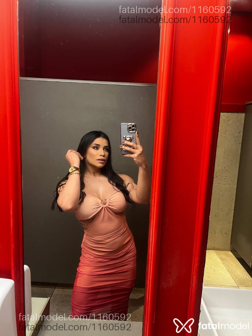 Acompanhante mulher trans morena (o) de olhos castanhos - Bianca