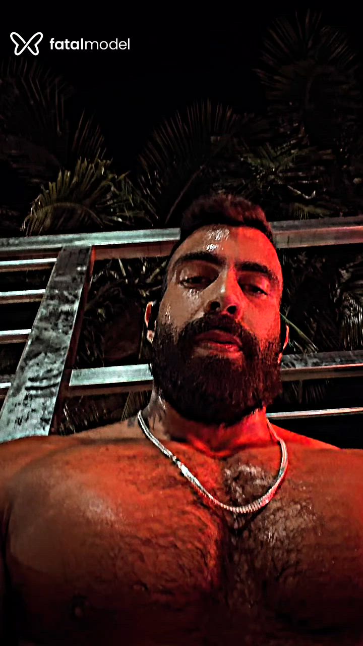 Acompanhante homem morena (o) de olhos mel - Caio Brabo Acompanhante homem morena (o) de olhos mel - Caio Brabo