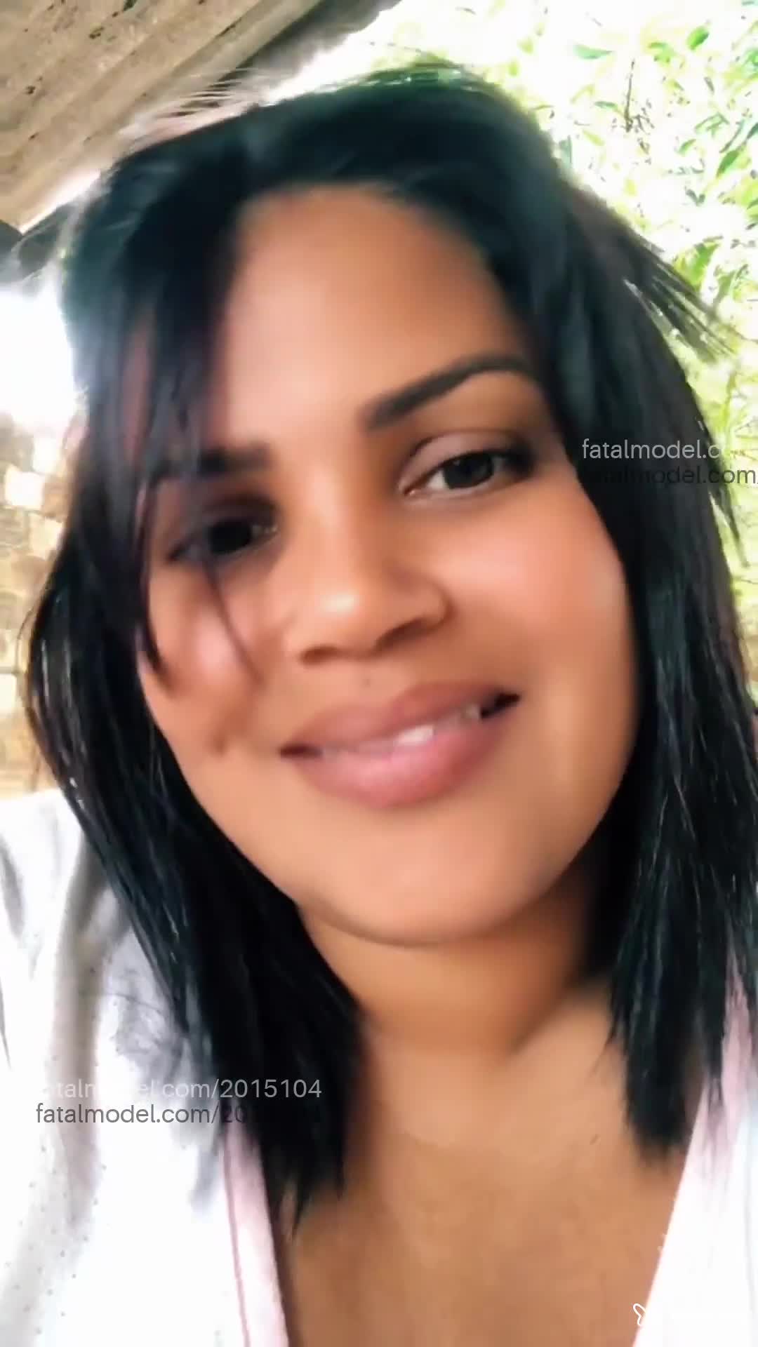 Acompanhante mulher morena (o) de olhos castanhos em Ji-Paraná - Dayana