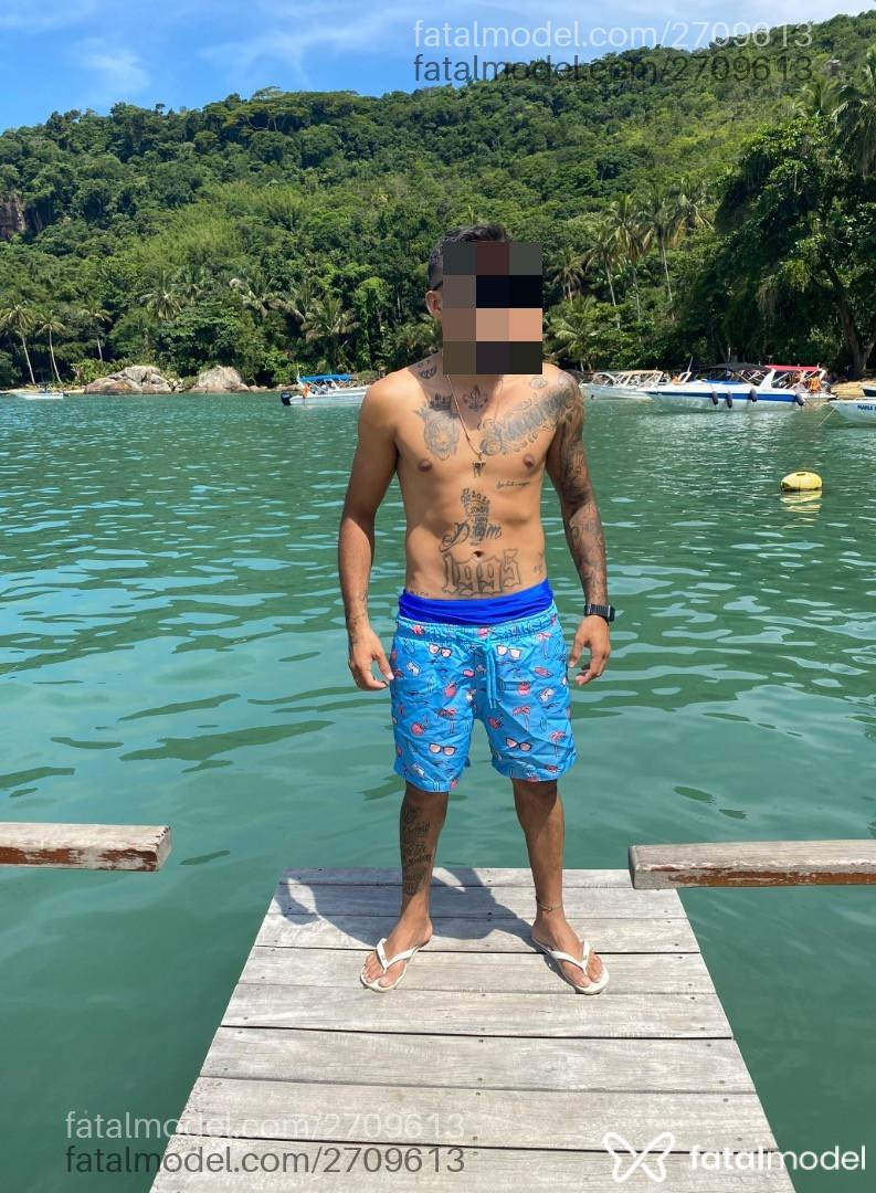 Acompanhante homem morena (o) de olhos castanhos em Juazeiro do Norte - Rodrigo Soares