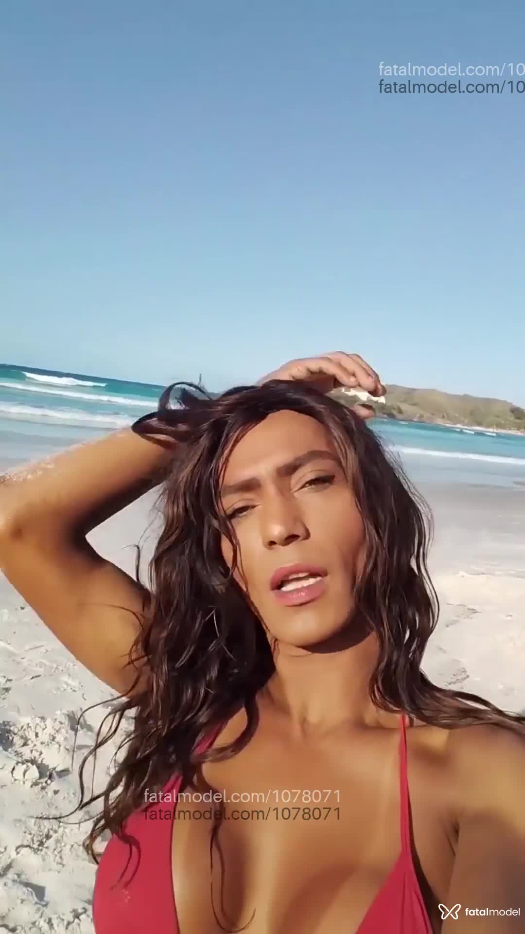 Acompanhante mulher trans morena (o) de olhos castanhos em Campos dos Goytacazes - YARAH BARBOSA