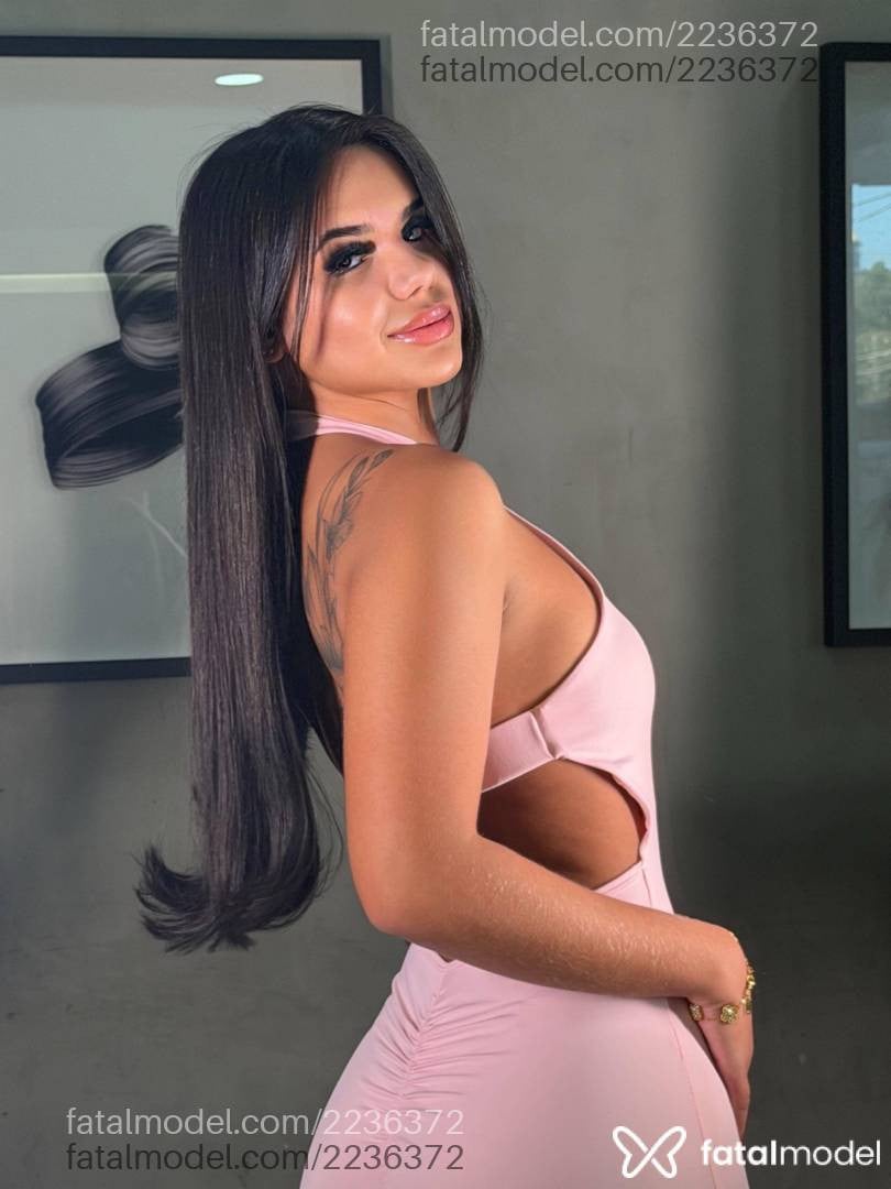 Acompanhante mulher com cabelo castanho de olhos castanhos - Victoria Angel