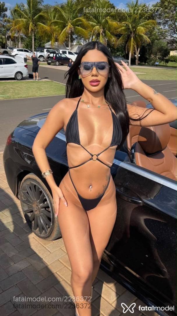Acompanhante mulher com cabelo castanho de olhos castanhos - Victoria Angel
