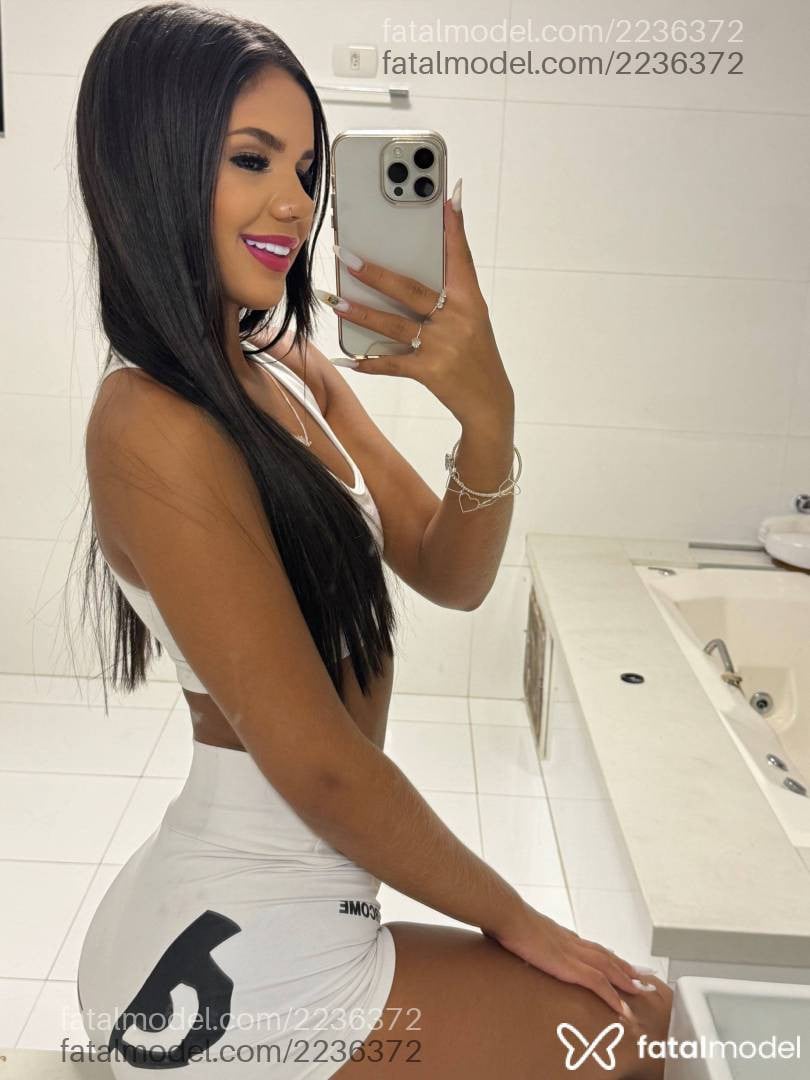 Acompanhante mulher com cabelo castanho de olhos castanhos - Angel
