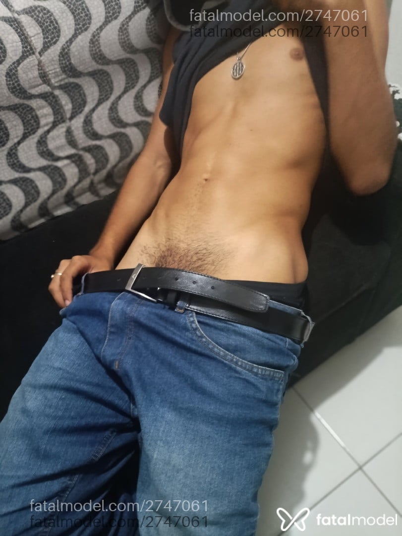 Acompanhante homem morena (o) de olhos castanhos - João Lucas Acompanhante homem morena (o) de olhos castanhos - João Lucas