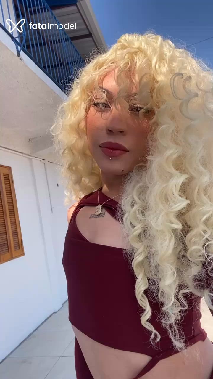 Acompanhante mulher trans morena (o) de olhos castanhos - Maya Sanchez