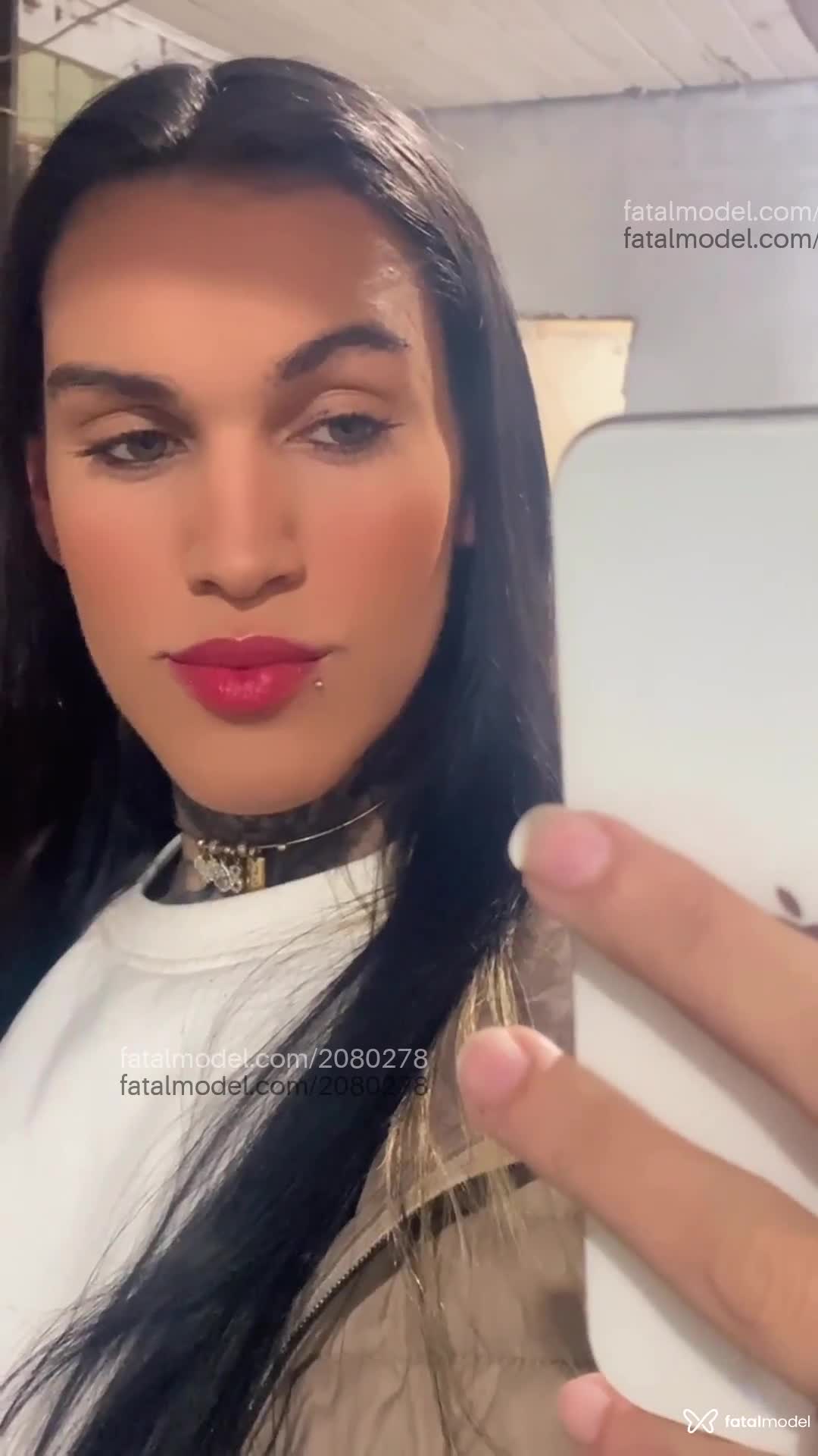 Acompanhante mulher trans morena (o) de olhos verdes em Alvorada - Mulherpp