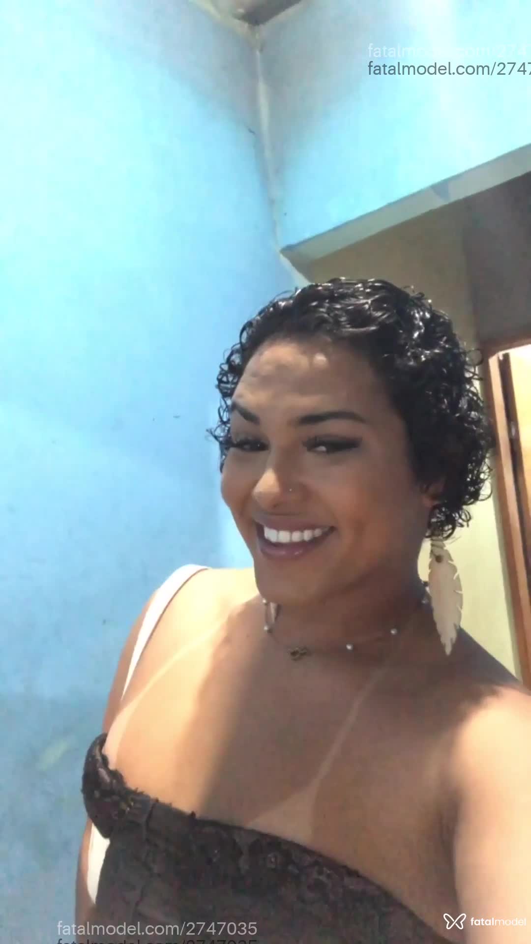 Acompanhante mulher trans morena (o) de olhos castanhos em Niterói - Lele Garcia