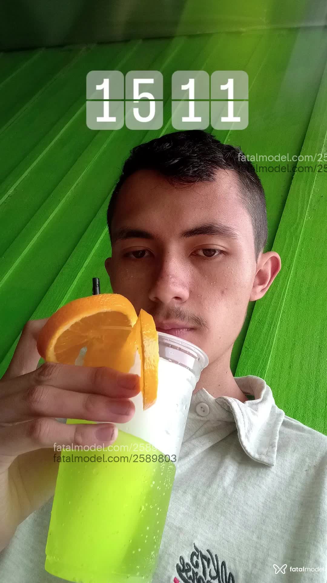 Acompanhante homem com cabelo castanho de olhos pretos em Joinville Acompanhante homem com cabelo castanho de olhos pretos em Joinville - Juanpedro