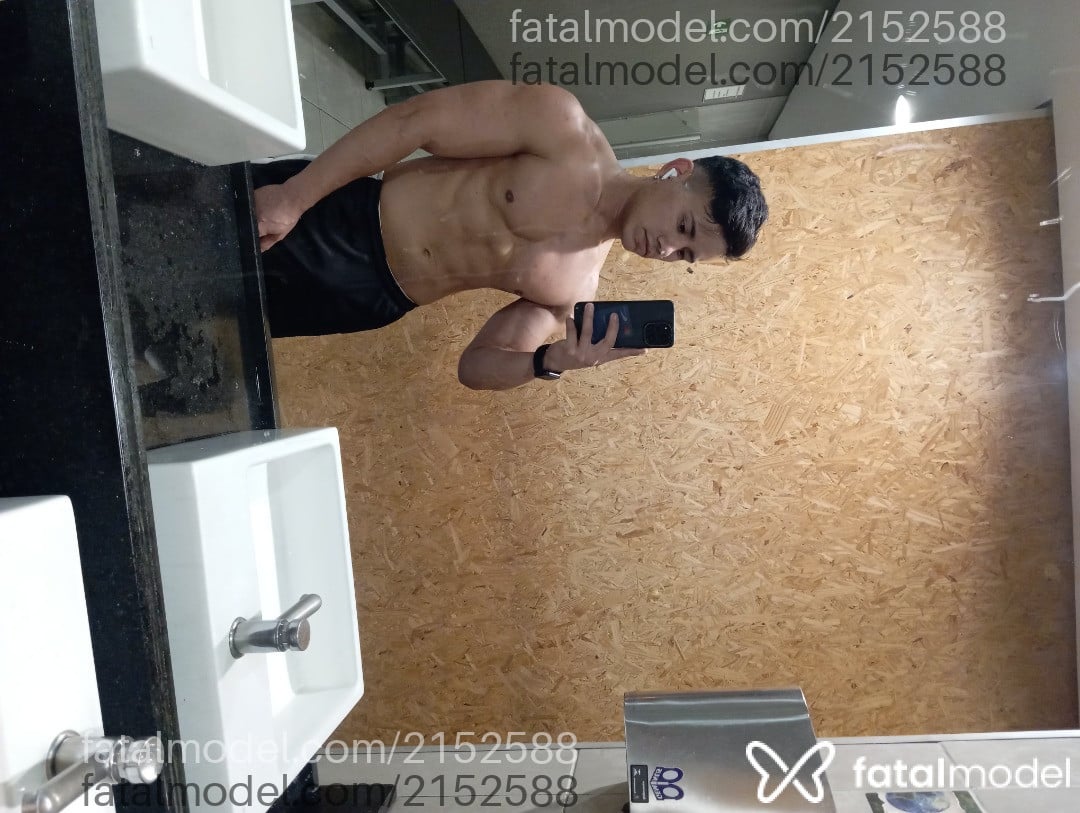 Acompanhante homem morena (o) de olhos pretos em São Paulo - David