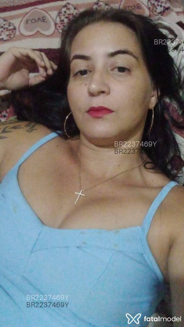 Acompanhante mulher morena (o) de olhos castanhos em Ananindeua Acompanhante mulher morena (o) de olhos castanhos em Ananindeua - Abily