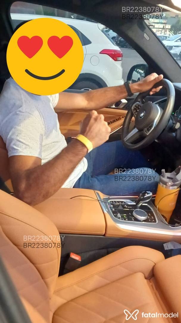 Acompanhante homem sem cabelo de olhos castanhos em São Paulo Acompanhante homem sem cabelo de olhos castanhos em São Paulo - Cobra