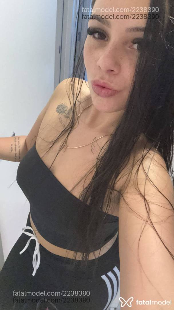 Acompanhante mulher morena (o) de olhos castanhos em Pelotas Acompanhante mulher morena (o) de olhos castanhos em Pelotas - Karol Nogueira